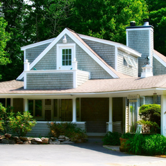 Abbey's Lantern Hill Inn